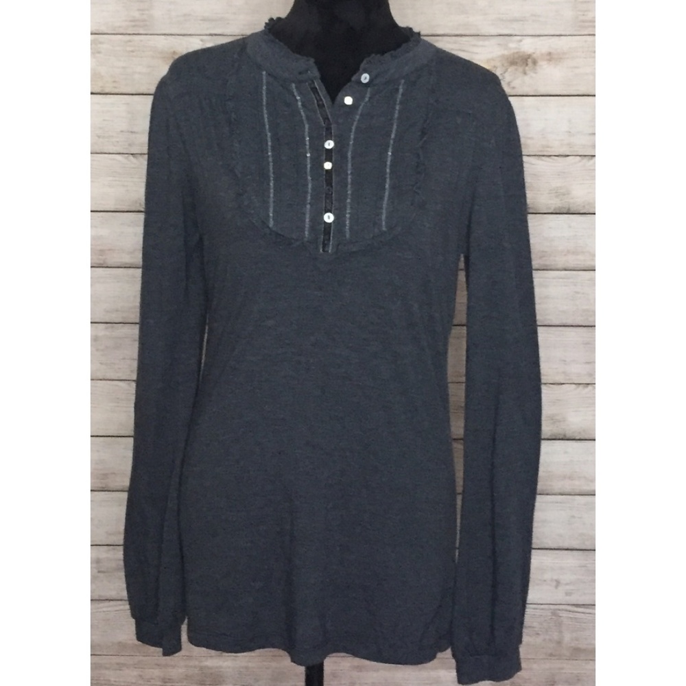 Gray Long Sleeve Ruffle Top With Buttons